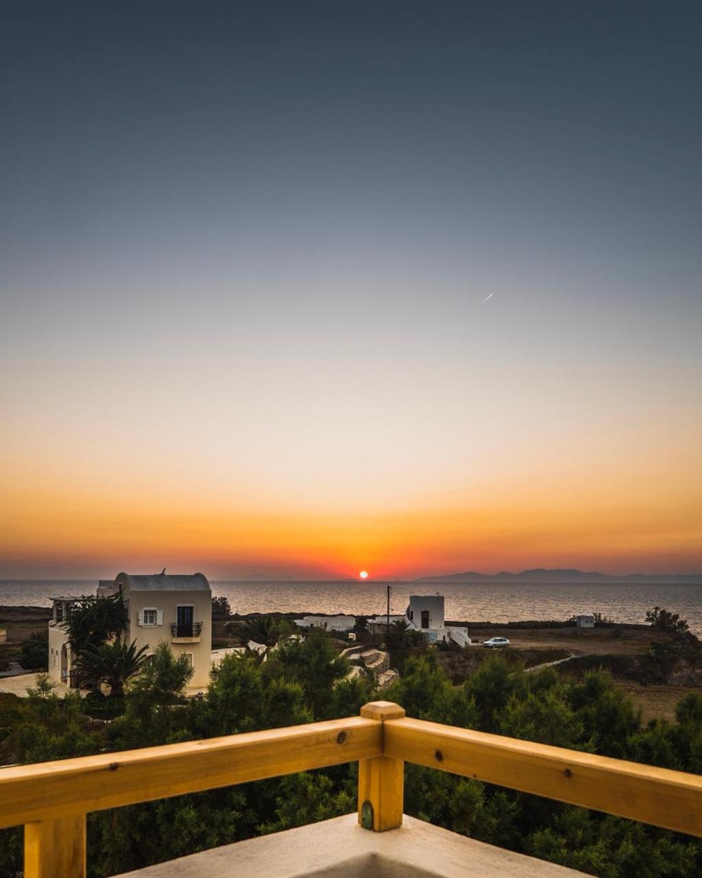 Ecoxenia Aparthotel Oia  Esterno foto