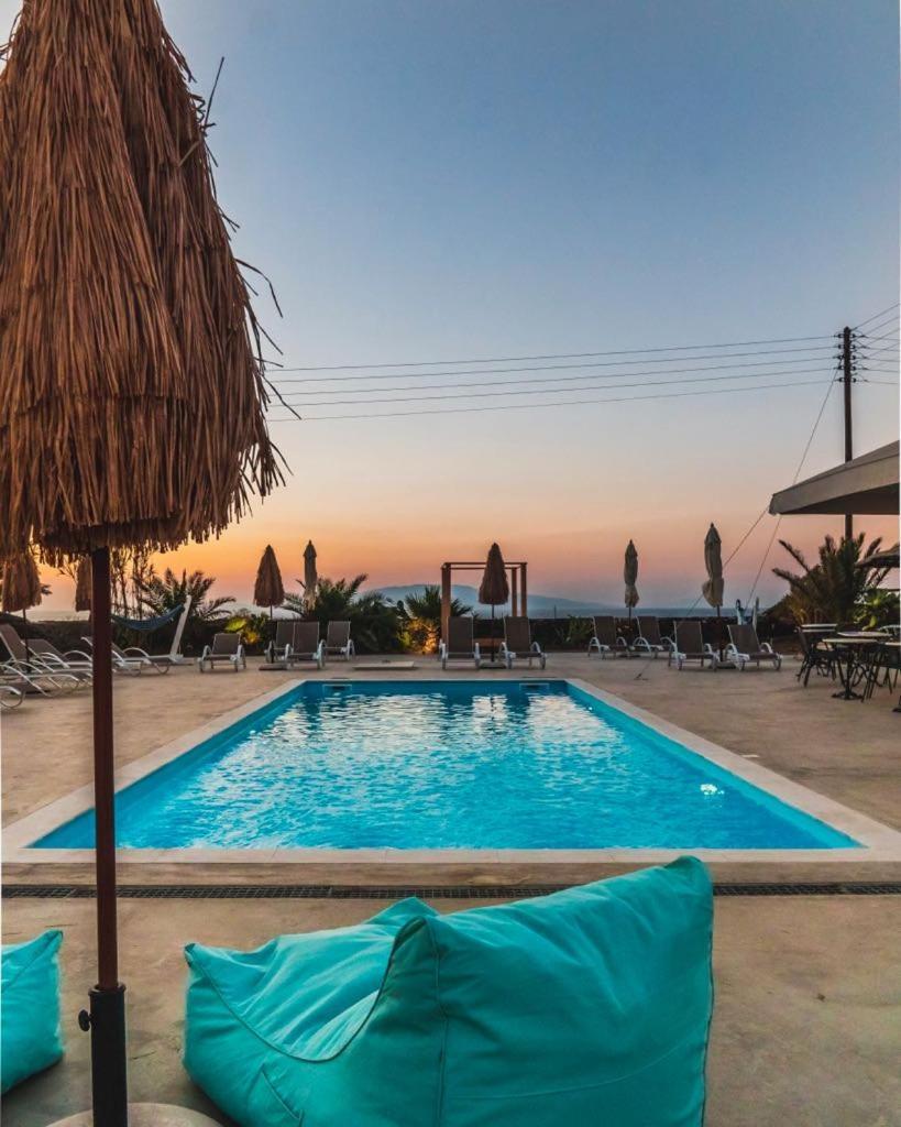 Ecoxenia Aparthotel Oia  Esterno foto